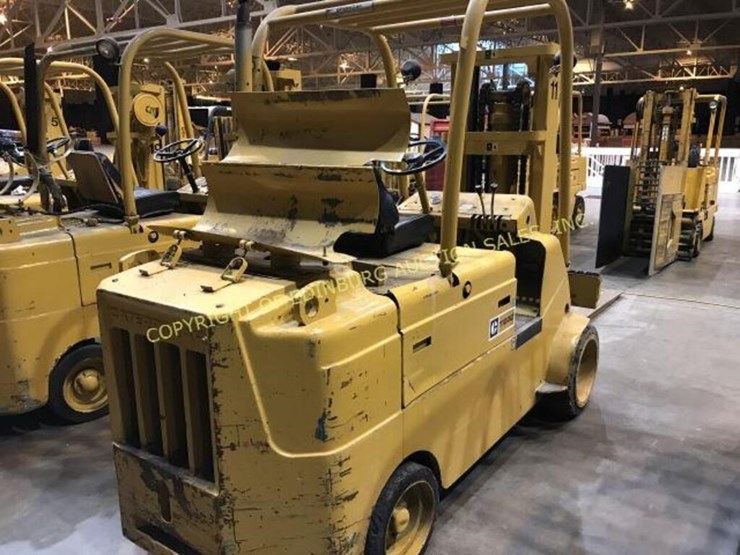 CATERPILLAR T120C Lot 124, CLEVELAND IX CENTER SURPLUS LIQUIDATION