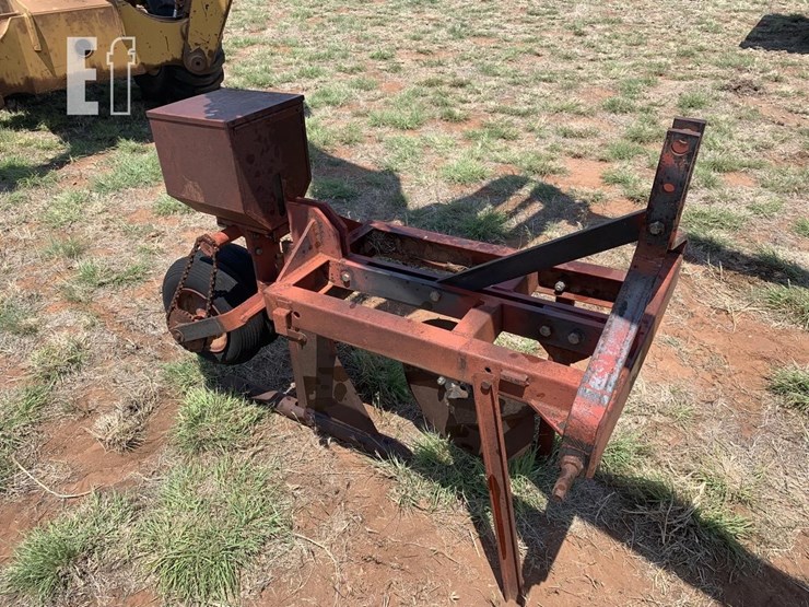 ELSTON GOPHER PLOW Lot , Dane Trout Estate, 6/25/2022, North Texas