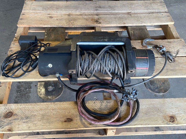 traveller winch 9000