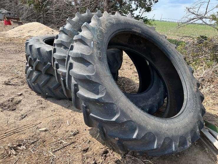 Goodyear 480/80R50 Tractor Tires Lot GR4041, Equipment Auction
