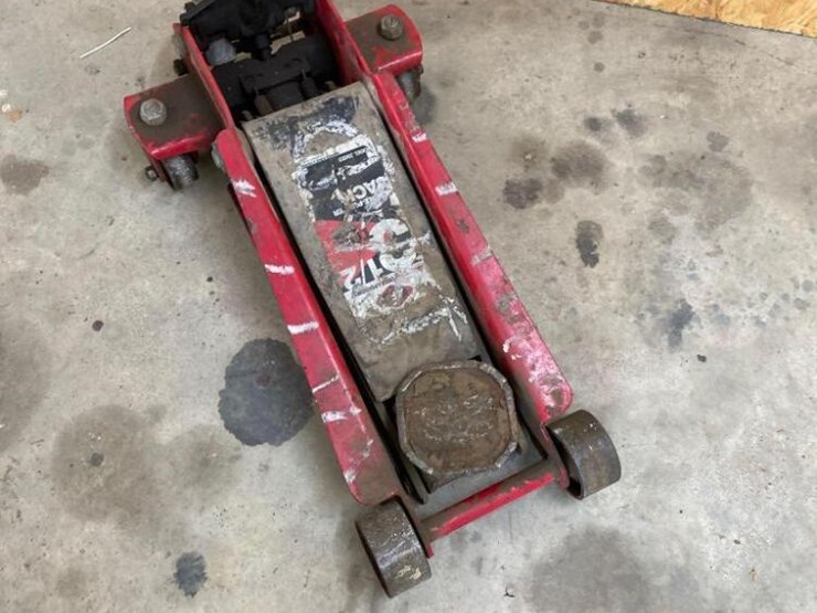 Mac 3.5 Ton Floor Jack Works Lot 232, Machinery Auction Tools