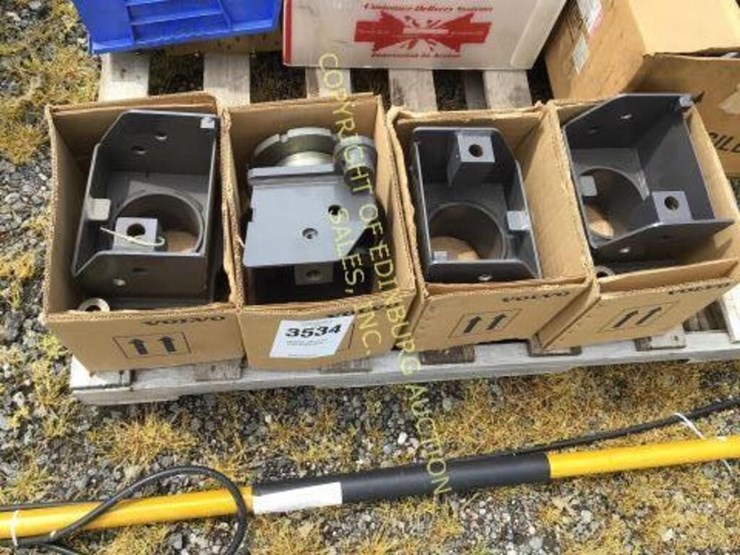 Volvo truck parts offroad equipment Lot 3534, JUNE 17TH 2022 ONLINE