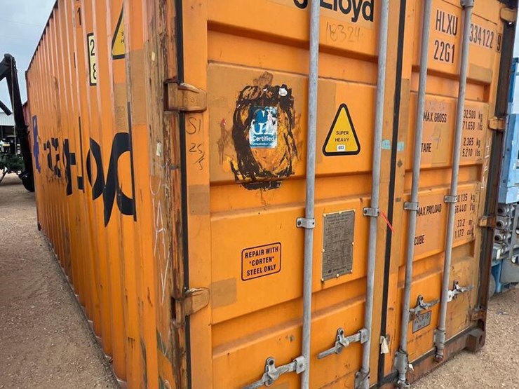 20' Shipping Container Possible Roof Leak Lot 408, Ring 2 Farm