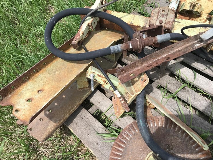 Orthman Cultivator Parts Lot FZ5534, Jun 08, 2022 Equipment
