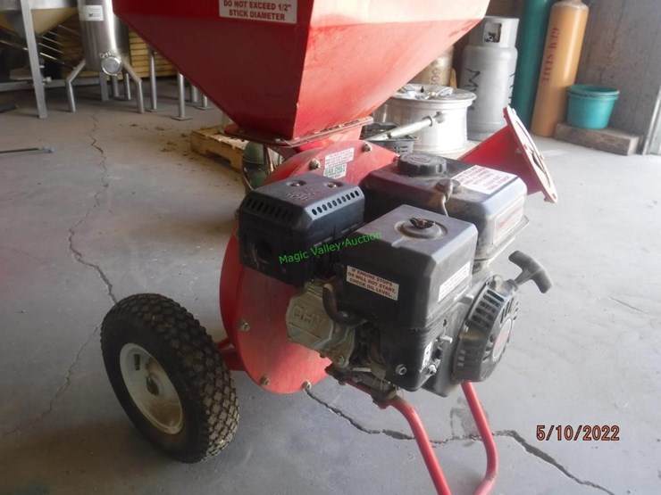 Predator Wood Chipper/Shredder Lot 587, SUMMER 2022, 6/15/2022
