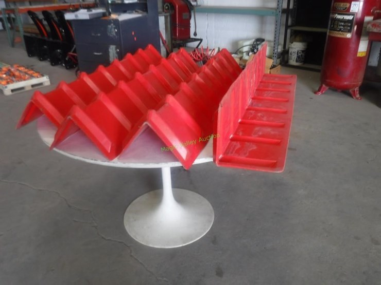 Corner Load Protectors 48" Lot 846, SUMMER 2022, 6/15/2022, Magic