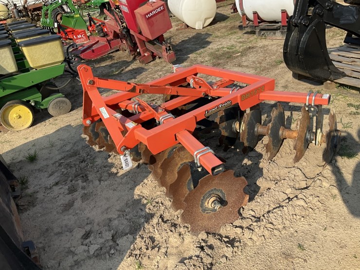 LAND PRIDE DH1572 6' DISC HARROW Lot 64401, Farm Equipment Auction (Ring 2), 6/11/2022, Dukes