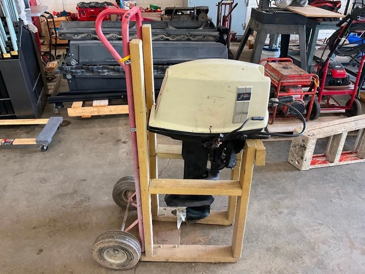Inv 13788 Johnson 25HP Outboard Motor on Cart Lot 13788, June