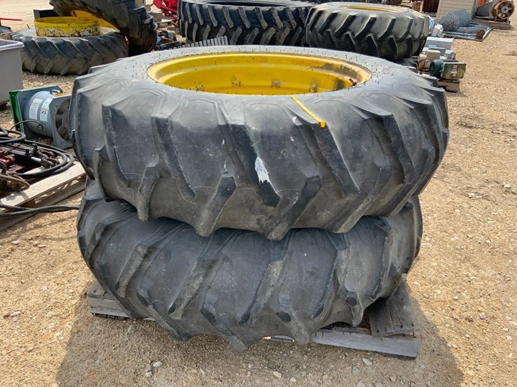 Inv 14106 Pair of Rear Tractor Tires & Rims 16.9x34 **TIRE SIZE