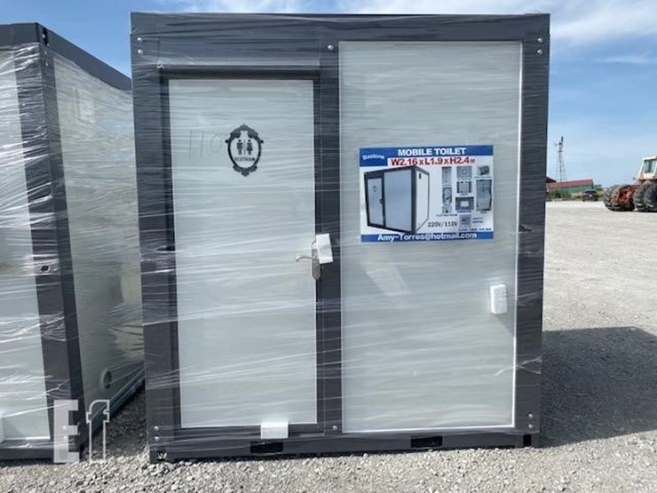 BASTONE MOBILE TOILET Lot , Summer Consignment Auction, 6/11/2022, B