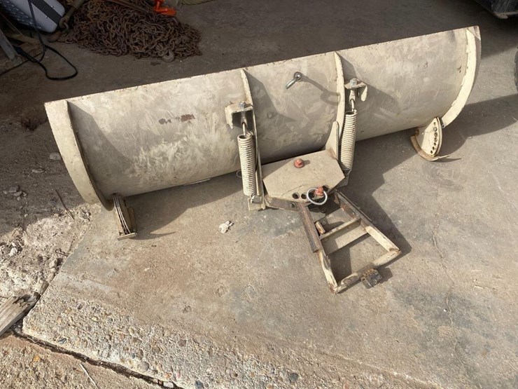 Montgomery wards tractor snow plow Lot 573, Trucking Auction