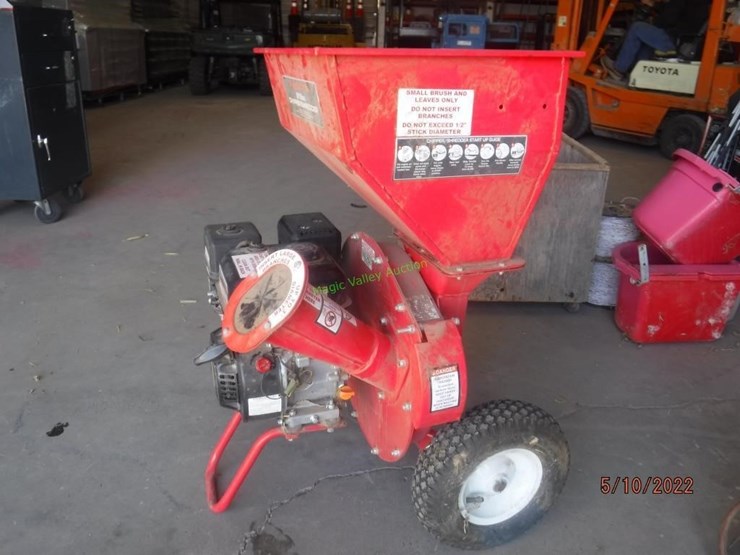 Predator Wood Chipper/Shredder Lot 587, SUMMER 2022, 6/15/2022