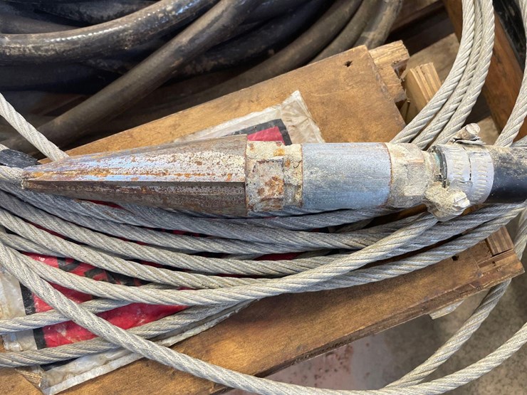 Pipe Puller and Splitter Lot 232, Pifer's Upper Midwest Equipment Auction Timed Online, 6