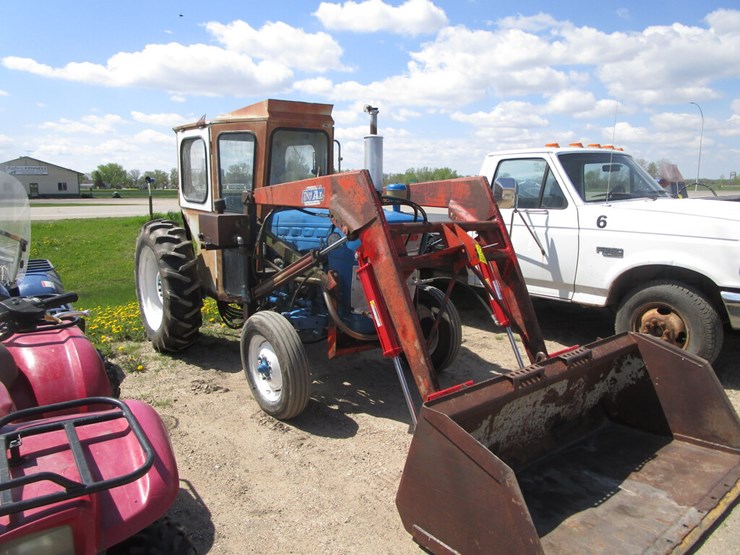 1966 FORD 3000 Lot 578, ST HILAIRE JUNE ONLINE MACHINERY SALE, 6/18