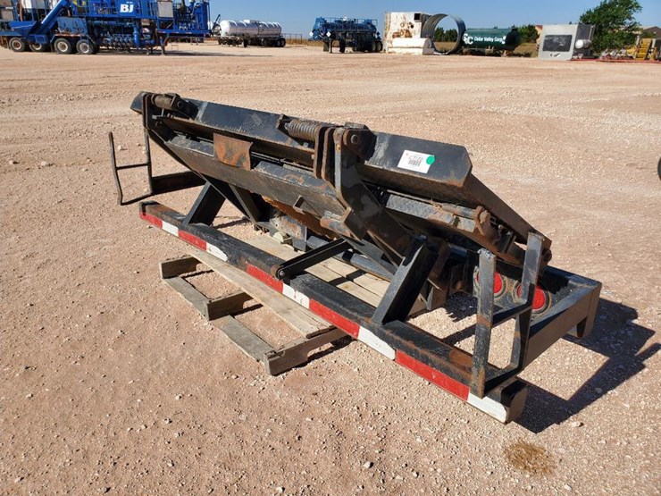 Leyman Liftgate - Lot #322054, Day 1 June Public Equipment Auction, 6