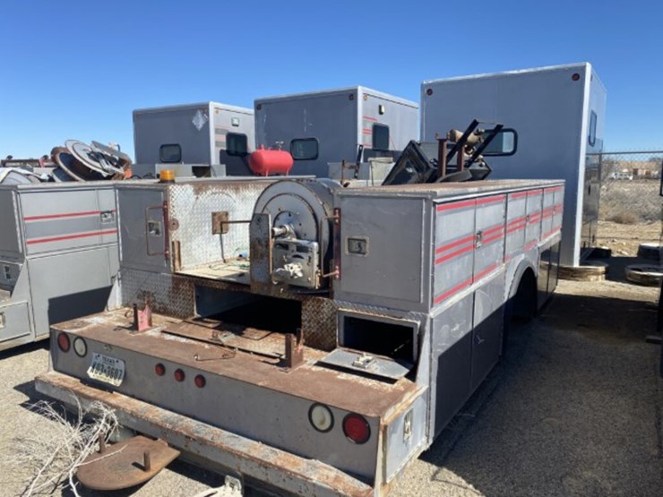 Cab Unit W/service Bed Cab Unit w/Service Bed 6005 Location Farmington