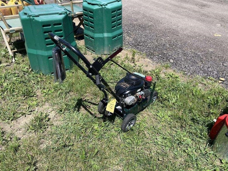 Craftsman 3.8 HP Edger Runs Lot 1303, June Online Farm Consignment
