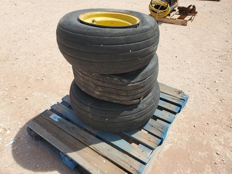 (3) Farm Implement Wheels Lot 1017, Day 2 June Public Equipment Auction, 6/22/2022, Iron