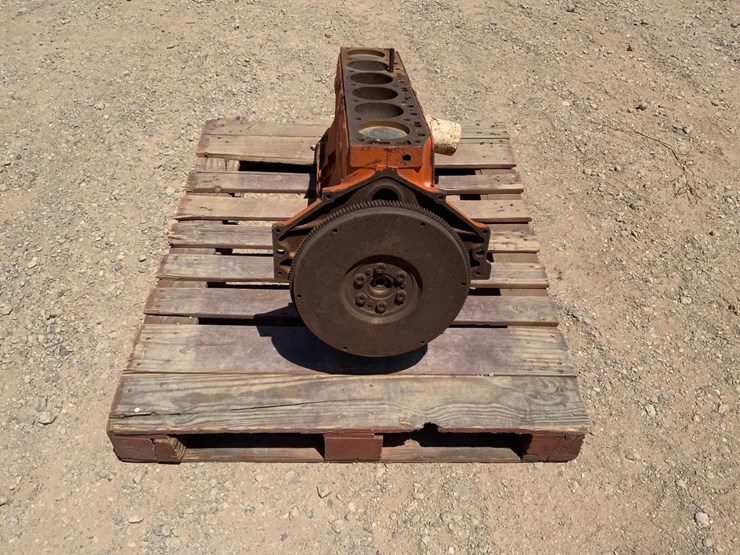 Chevrolet 292 Engine Block Lot GC3204, Jun 29, 2022 Equipment