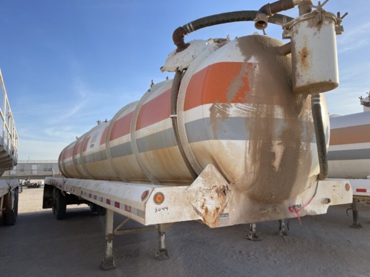 2004 PROCO 130BBL VACUUM TANKER TRAILER Lot 3045 BIG AUCTION JUNE 