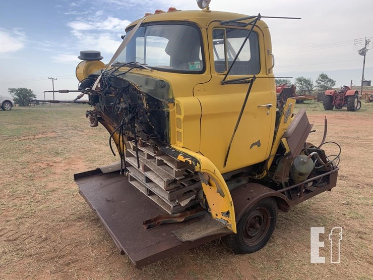 DODGE 800 Lot , Dane Trout Estate, 6/25/2022, North Texas Auctions