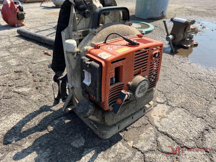 STIHL BR 400 BACK PACK BLOWER Lot 322, PANDLE INC