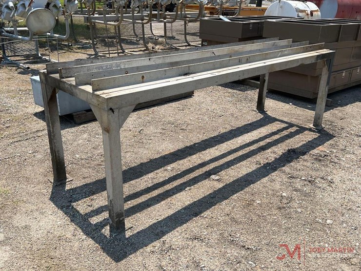 10' X 3' ALUMINUM SHOP TABLE Lot 5451, PANDLE INC ASSET REDUCTION