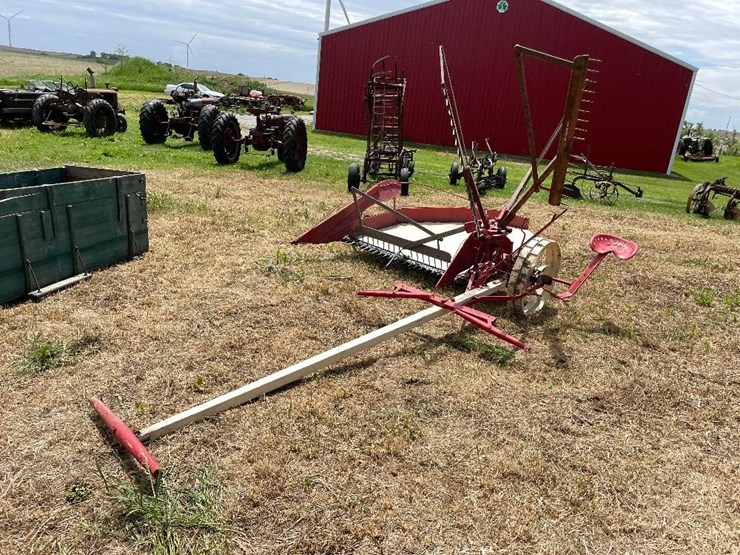 McCormickDeering Horse Drawn Reaper/Mower Lot HB5212, Jul 06, 2022