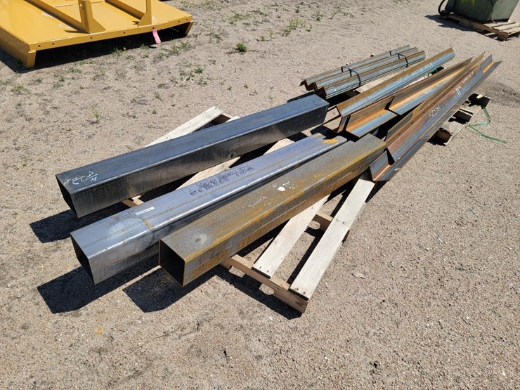 Angle Iron/Square Tubing Lot GZ5266, Jul 06, 2022 Equipment