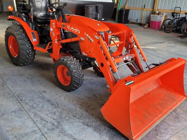 1116 • 2022 Kubota B2601 Compact Utility Tractor with LA435 Loader