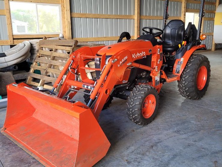 1116 • 2022 Kubota B2601 Compact Utility Tractor with LA435 Loader