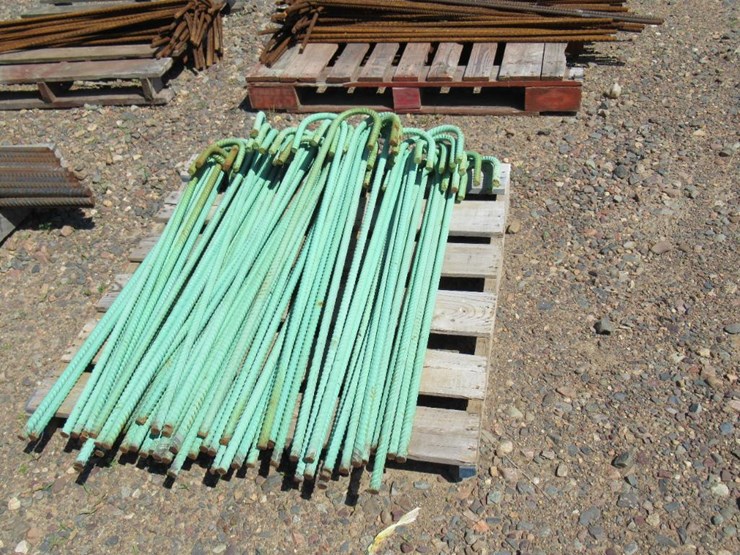 9473 • Approx. (60) 3/4" Cane Shaped Rebar Lot 9473, Custom