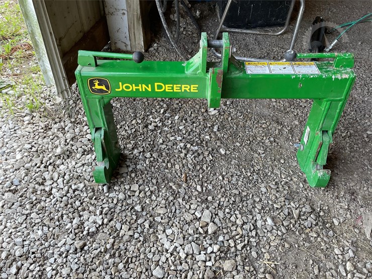 JOHN DEERE QUICK HITCH Lot 7912, July 20th Consignment Auction, 7/20