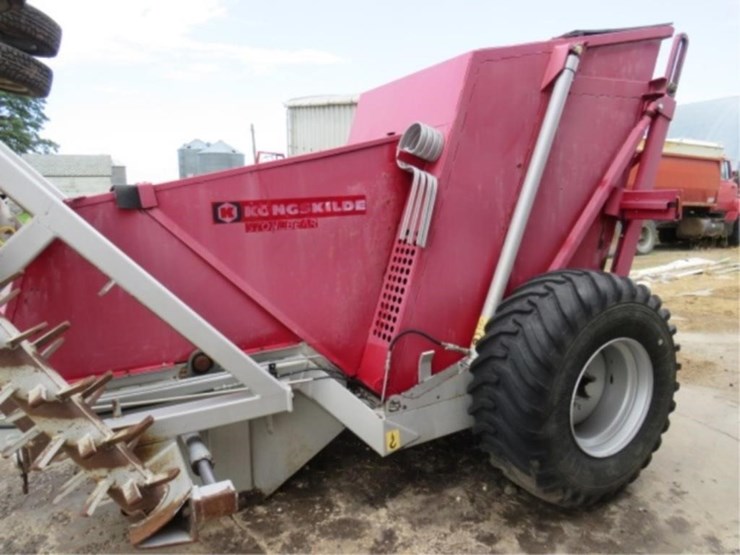 08 Kongskilde Stonebear 7100 Rock picker/Windrower Lot 18, Farm