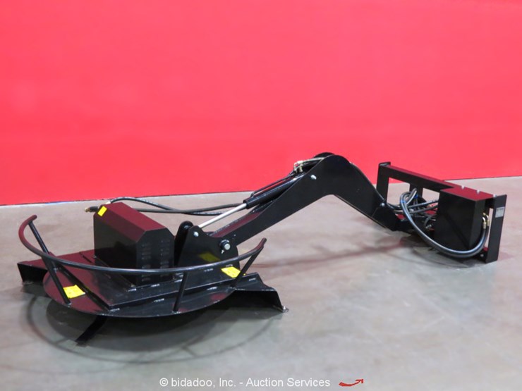 Topcat Articulating Brush Cutter Lot , Weekly Online Only Equipment