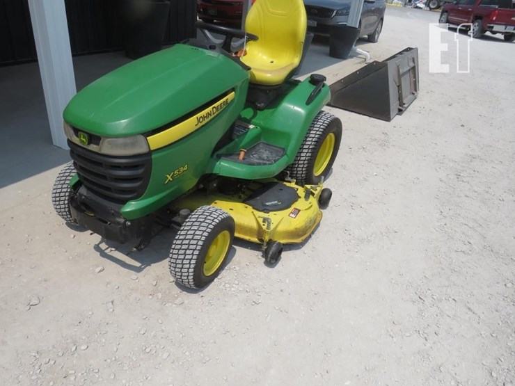 JOHN DEERE X534 Lot , Pocahontas Machinery Auction Ring 1, 8/10