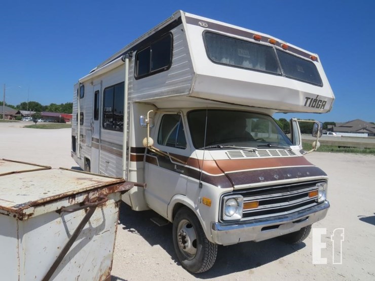 1979 TIOGA MOTOR HOME Lot , Pocahontas Machinery Auction Ring 1, 8