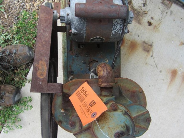 1854 • Vintage Surge Vacuum Pump Lot 1854, Estate Moving Sale