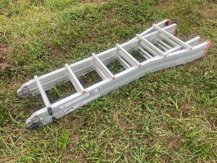 Extendable Aluminum Ladder Lot 1608, Mid Summer Truck & Equipment