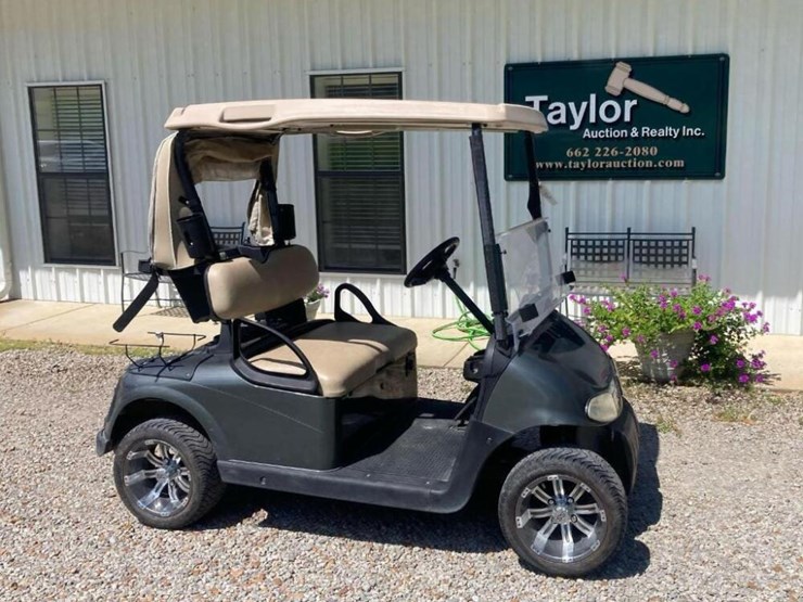 2015 EZ Go RXV Golf Cart Lot 565, Summer Machinery Auction Ring 2, 7/28/2022, Taylor Auction