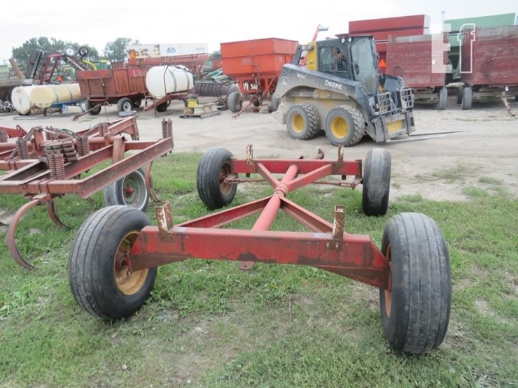 WESTENDORF 8 TON RUNNING GEAR Lot , Pocahontas Machinery Auction