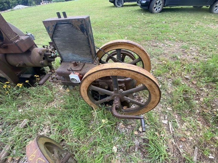 Fairbanks Morse Oil Field Pump Jack Motor model Lot 58, Walkup Estate Auction, 8/18/2022