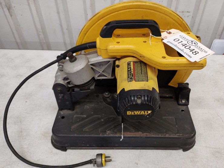 DeWalt D28700 14" Chop Saw Lot 14048, Agriculture & Construction