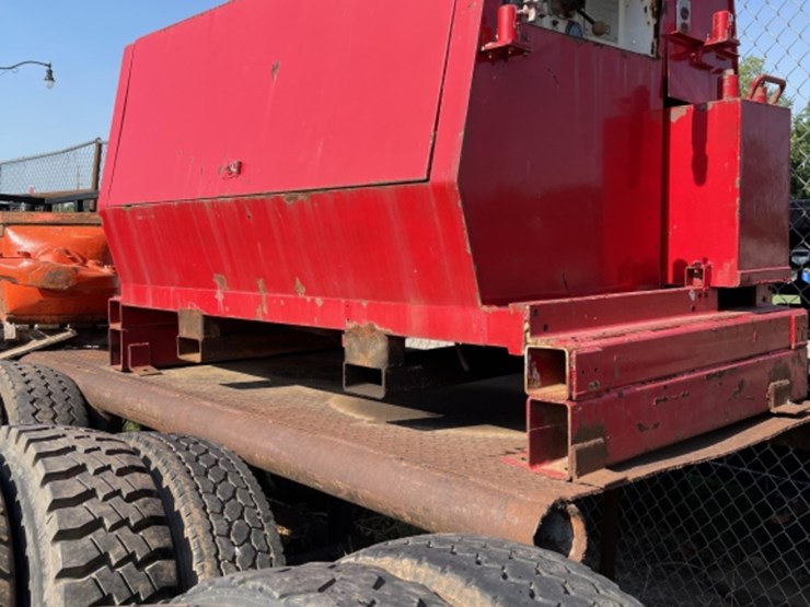 Stanley hydraulic power unit Lot 34, Fall Consignment Auction, 8/6