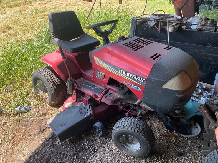 Murray Riding Lawn Mower Lot 15, Joe Troske Estate Equipment Auction