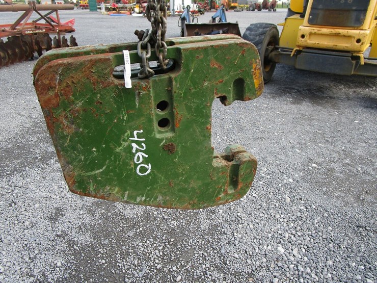 JOHN DEERE WEIGHTS Lot 4260, Powell Farms Inc 2 Day consignment