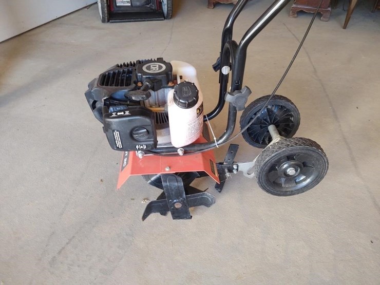 DR Pilot 2C Tiller Lot 491, August 2022 Consignment Sale, 8/17/2022, Vold Auctioneers