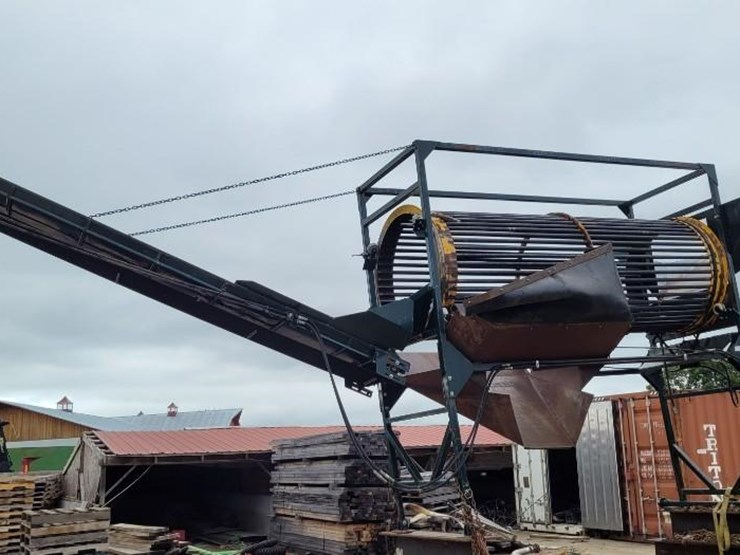 2411 • 2019 Cord King Firewood Tumbler Lot 2411, Day 2 Bright Star