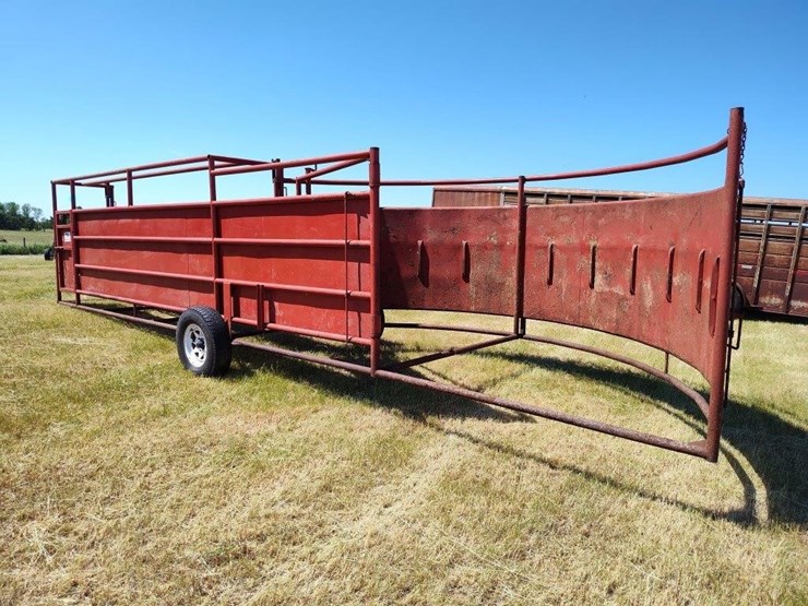 Stur D Cattle Tub and Alley Lot 13, August 2022 Consignment Sale, 8/17/2022, Vold Auctioneers