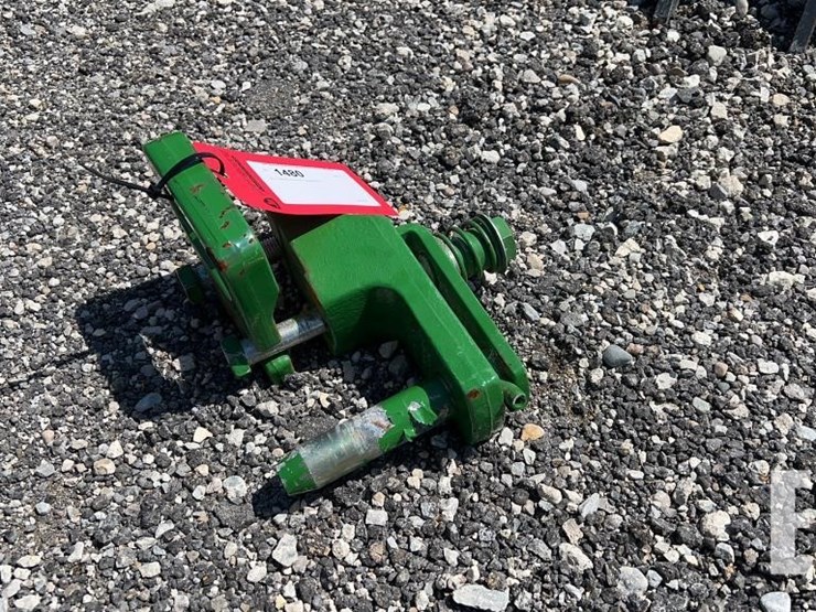 JOHN DEERE HAMMER STRAP HITCH Lot 1480, August Consignment Auction